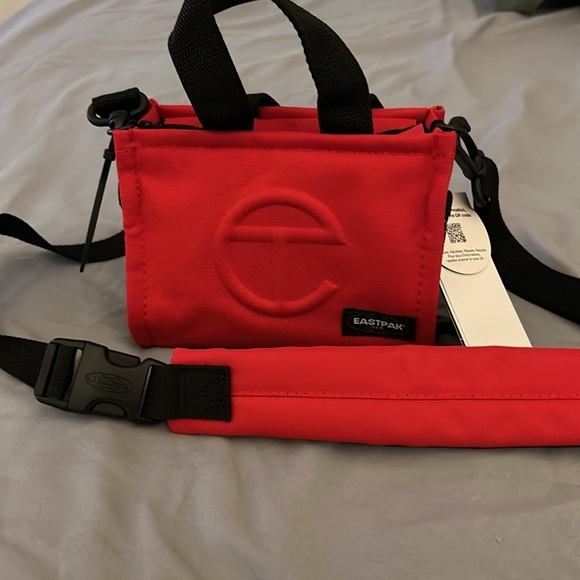 New telfar purse. I just received it on January 8, 2024. - Picture 4 of 8